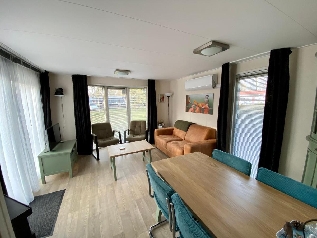 Chalet de Huismus Rijs Buitenkant foto