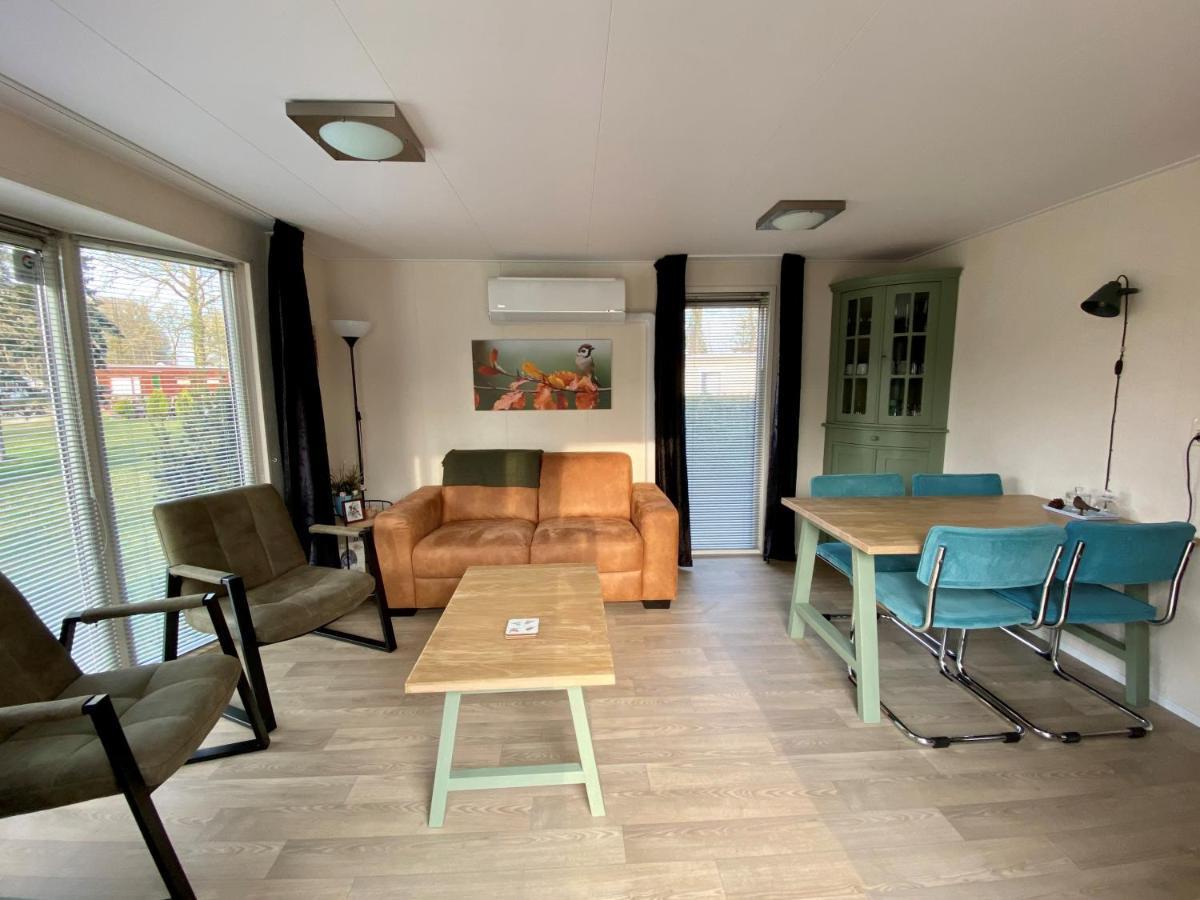 Chalet de Huismus Rijs Buitenkant foto